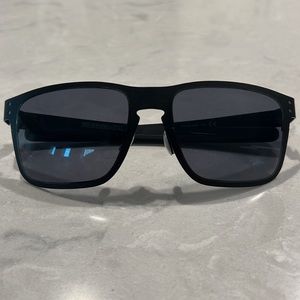 Oakley Metal Matte Gun Metal Sunglasses - Holbrook